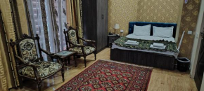 Green House Hotel & Hostel